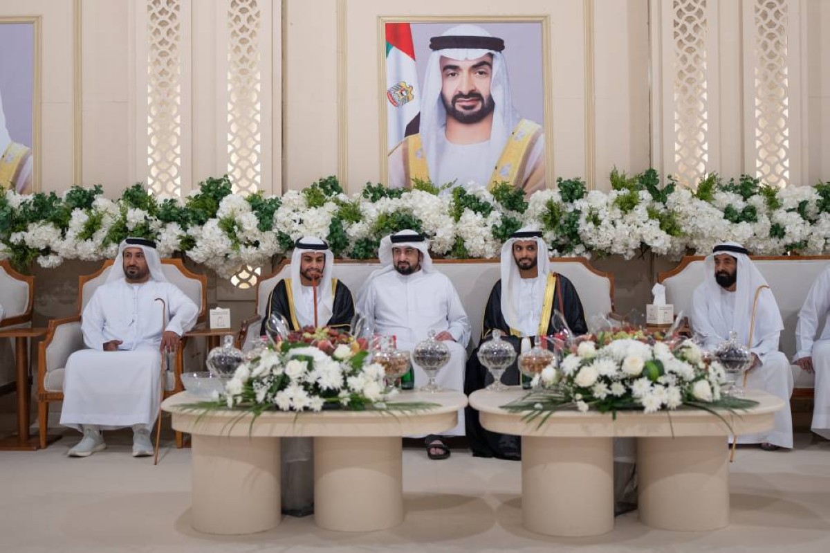 حاكم أم القيوين يحضر حفل زفاف نجلي بطي محمد الغفلي