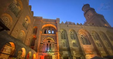 18 عاما على افتتاح شارع المعز.. أكبر متحف مفتوح للآثار الإسلامية