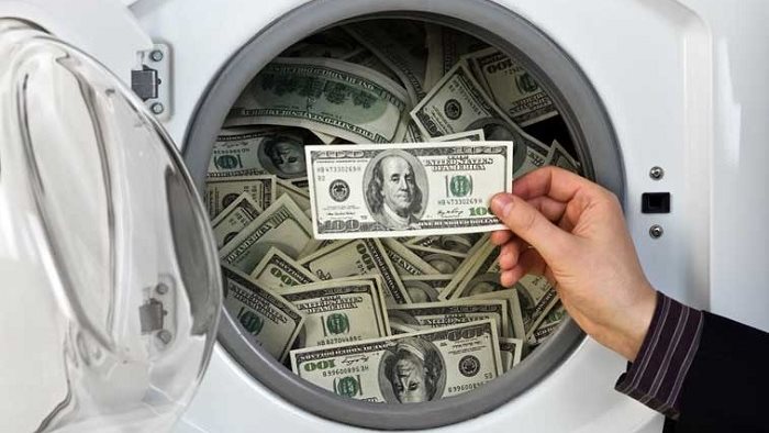 النائب العام يأمر بإحالة متهمين للمحاكمة الجنائية لتلقيهم أموالًا من الجمهور بزعم توظيفها