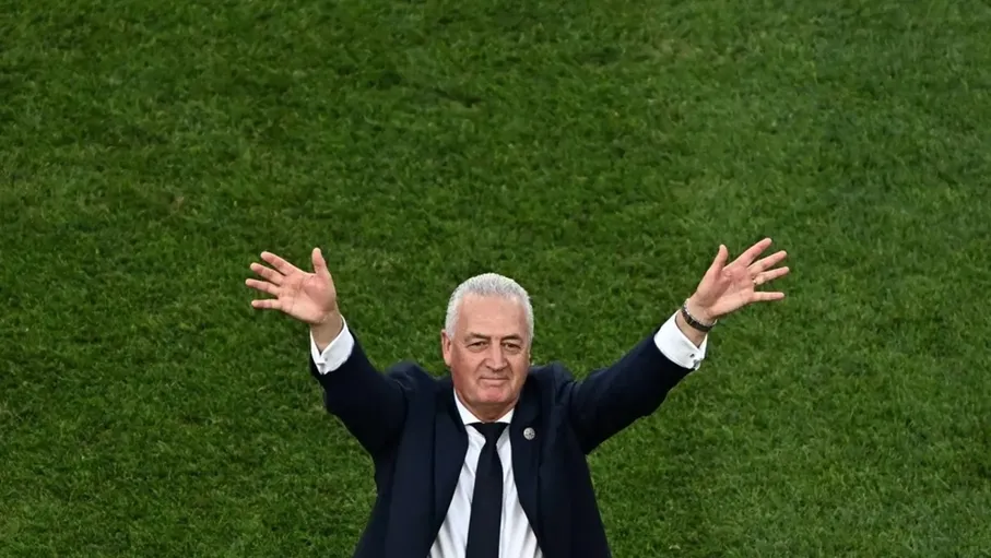 مدرب باراغواي: لاعبونا أصبحوا أساطير بعد الفوز على ألمانيا