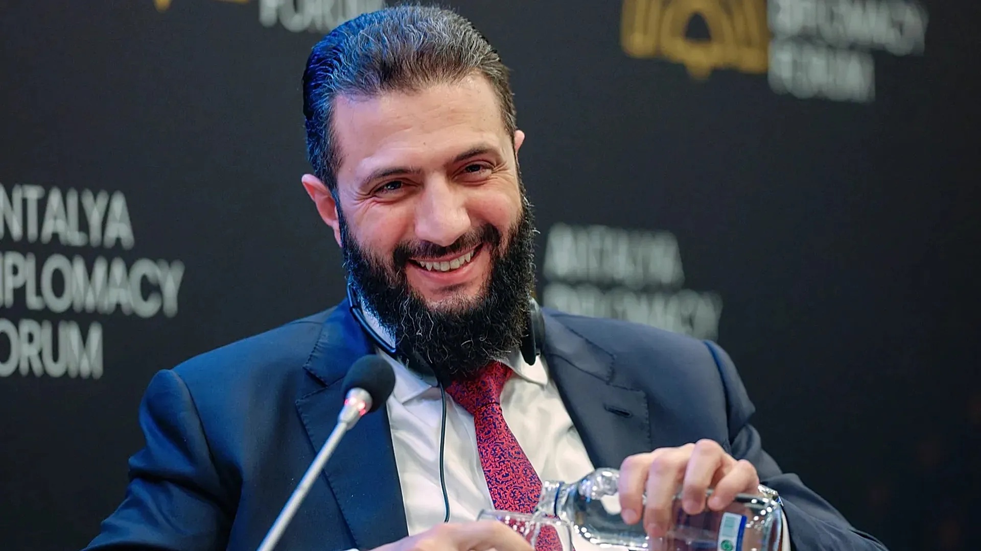 يورونيوز: “أُقيل من دمشق.. فهل يُرسَل إلى موسكو؟ ماذا وراء خطوة أحمد الشرع تجاه شقيقه ماهر؟”