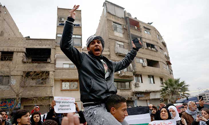 سوريا: تظاهرات نصرة للأسرى الفلسطينيين… وأبو عبيدة يوجّه الشكر