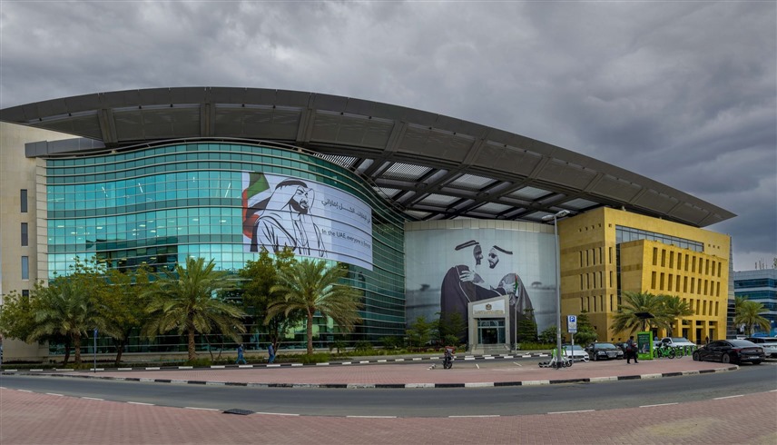 الإمارات تسرّع مشاريع البنية التحتية لرفع كفاءة التنقل ومعالجة الازدحام