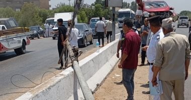 إصابة 3 أشخاص يستقلون سيارة ملاكي سقط عليهم عامود إنارة بالغربية