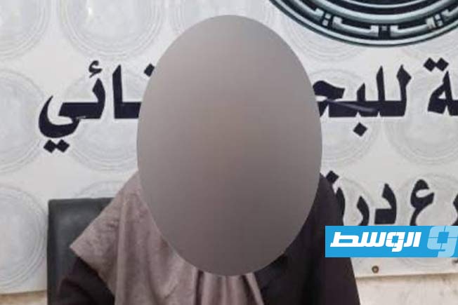 أم تقتل رضيعها بعد ساعات من ولادته في درنة