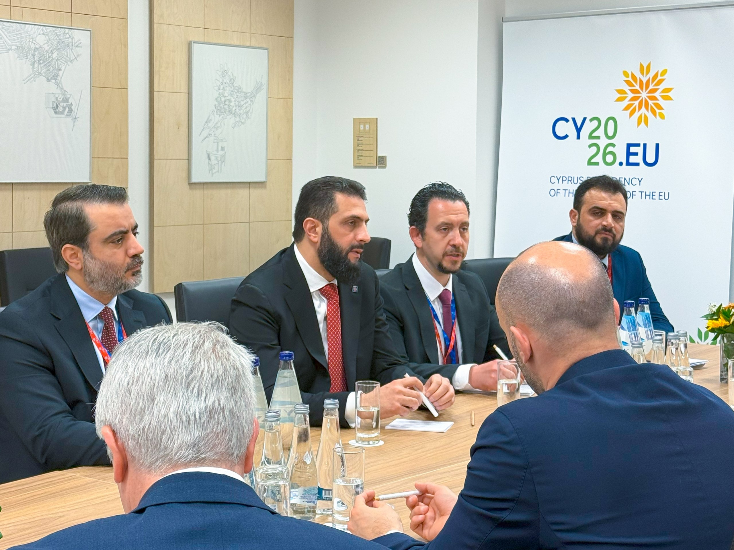 زخم دبلوماسي واستثماري غربي تجاه سوريا مع ترقب رفع العقوبات
