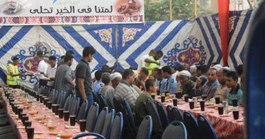 تاريخ موائد الرحمن فى مصر التى أطعمت العالم على مرِّ الزمان.. الموائد رمز العطاء والجود.. والتكايا المصرية فى الحجاز رمز الخير عابر الحدود.. وثيقة حية على عبقرية التراحم الاجتماعى وعنوانًا للصمود النف