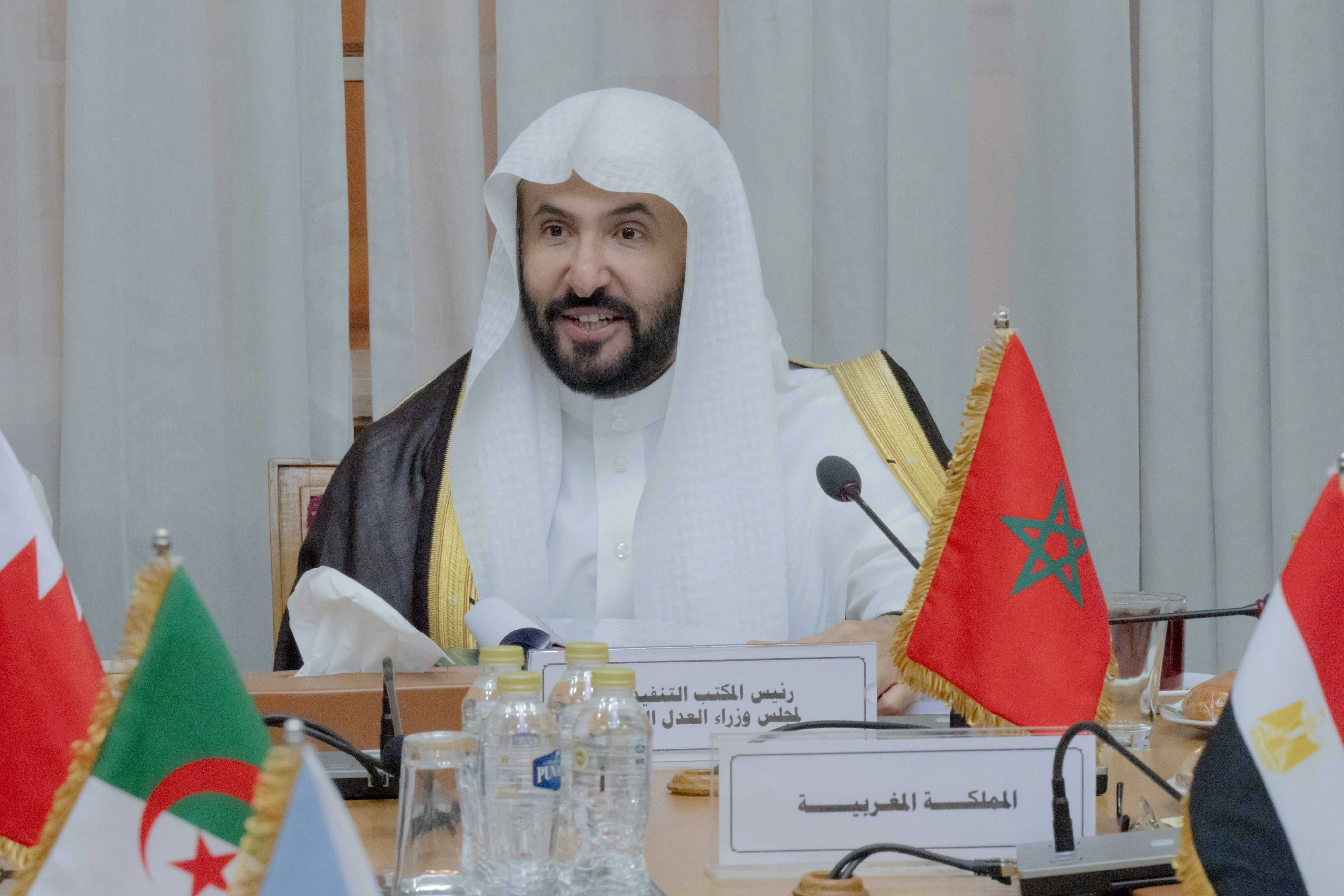 وزير العدل يترأس الاجتماع الـ76 للمكتب التنفيذي لمجلس وزراء العدل العرب ويلتقي نظيره السوداني