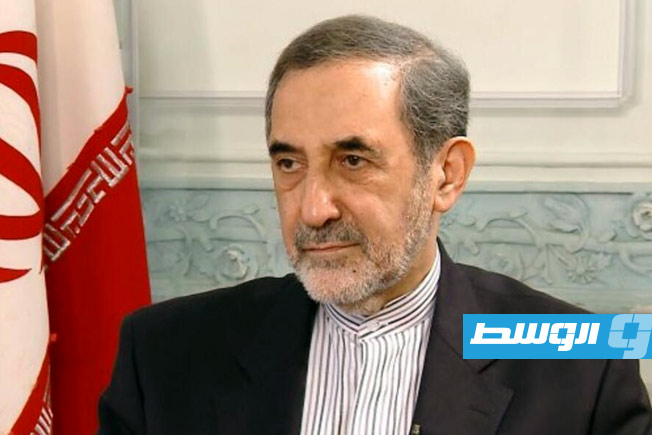 مستشار خامنئي: الأمن الغذائي العالمي تحت سيطرة إيران في مضيق هرمز