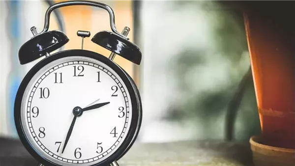التوقيت الصيفي 2026، توقف محافظ الكاش عن العمل وهذا موعد عودتها