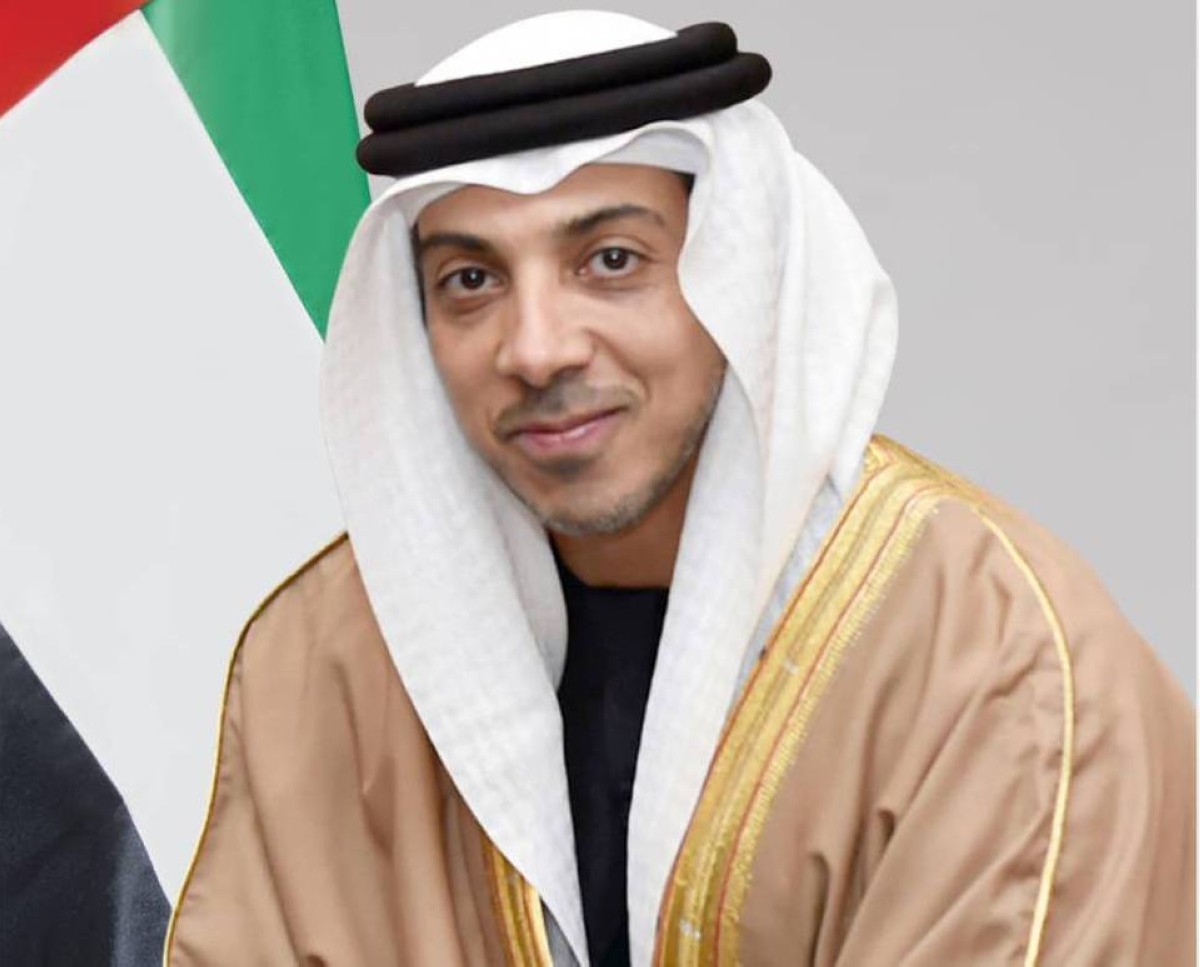 منصور بن زايد يهنئ مصر قيادة وشعباً بالتأهل لدور الـ16 في كأس العالم