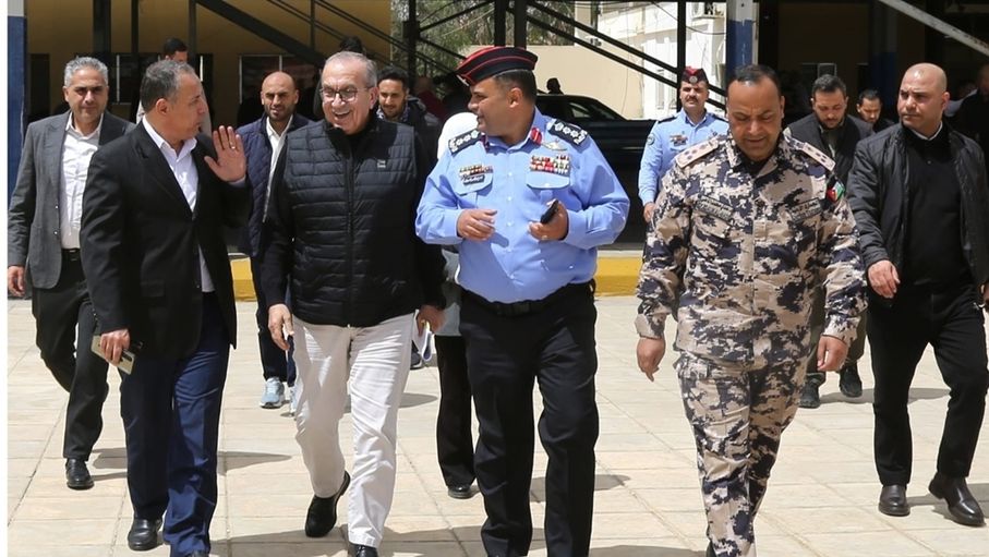 أبو السمن يوجه ببدء إجراءات تسليم مستشفى معان العسكري للخدمات الطبية