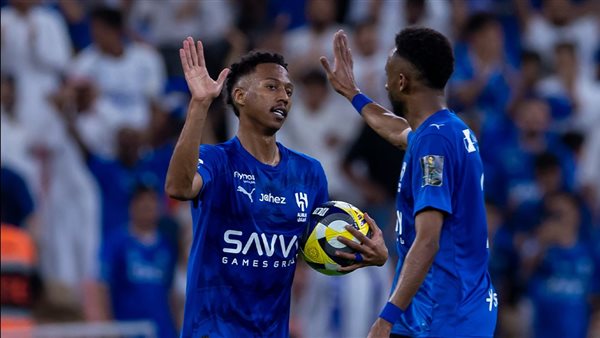 الهلال يفوز على نيوم بثنائية نظيفة في الدوري السعودي
