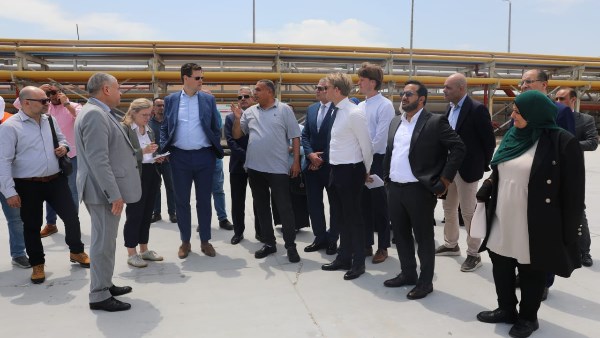 ميناء الإسكندرية يستقبل وفدًا دوليًا لإعداد خريطة طريق الوقود البحري البديل في مصر
