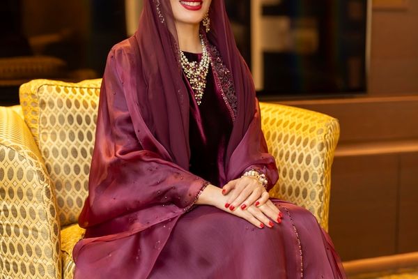 السّيدةُ الجليلةُ توجّه التهنئة بمناسبة ‎يوم الأمّ