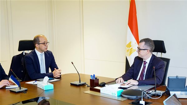 وزير التخطيط يبحث مع "الإيفاد" توسيع برامج الشراكة وتعزيز الأمن الغذائي