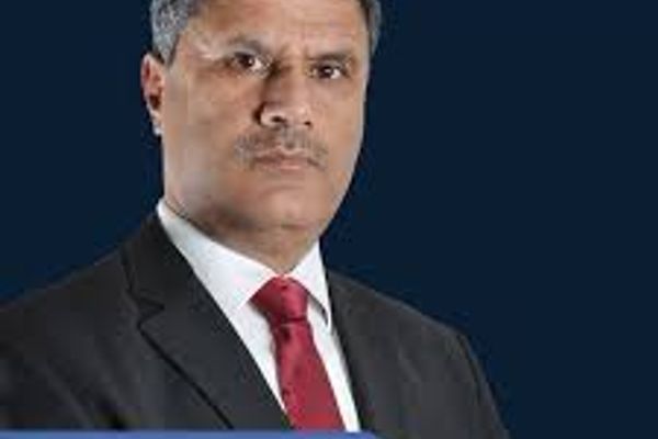 الموصل تفتح الملفات الثقيلة: هل يبدأ الشمري عهده الوزاري بإرجاع “أرض الوقف”؟