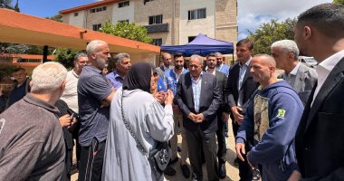 السفير الفلسطيني بلبنان يتابع أوضاع النازحين.. "يونيسف"