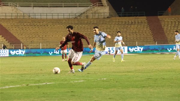 شوبير يرتكب خطأ فادحًا.. سيراميكا كليوباترا يتقدم على الأهلي في الشوط الأول