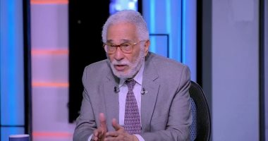 نجوم الفن يقدمون واجب العزاء فى عبد الرحمن أبو زهرة بحضور أسرته