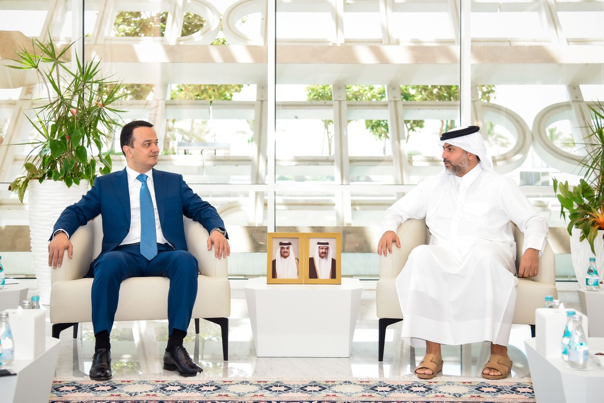 ‫ المناطق الحرة نناقش سبل التعاون الاقتصادي والاستثماري مع أوزبكستان