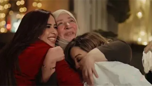 أشرف زكي: عبلة كامل ترفض أي دعم، والأرقام المتداولة عن أجر إعلانها وهمية