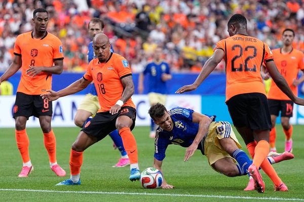 منتخبُ هولندا يفوز على السويد بنتيجة 5 / 1 في كأس العالم 2026