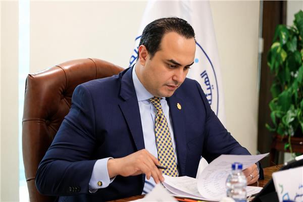قيادات جديدة لإدارة المجمعات الطبية الخمس بمحافظات التأمين الصحي الشامل