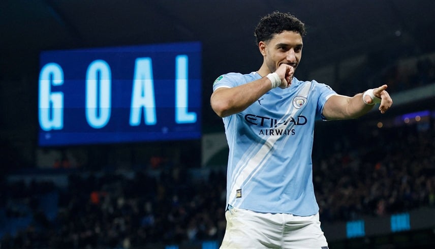 مرموش يثير أزمة في متجر للملابس الرياضية بأمريكا