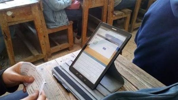 "التعليم": الامتحانات الشهرية لأولى وثانية ثانوي إلكترونية باستخدام التابلت