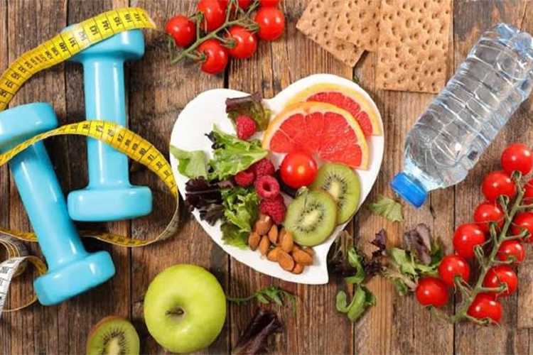 فوضى التغذية العلاجيّة على الإنترنت... خطر على الصّحة العمومية