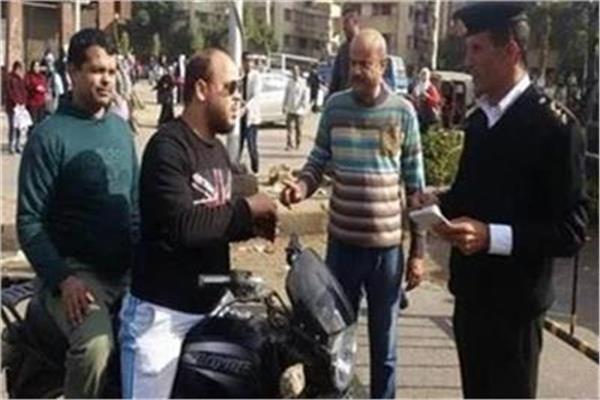 خلال 24 ساعة.. تحرير 1257 مخالفة لعدم ارتداء الخوذة