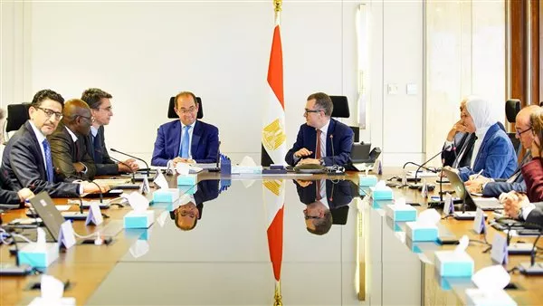 مصر تبحث مع مؤسسات التمويل الدولية سبل تعزيز استثمارات الطاقة والبنية التحتية