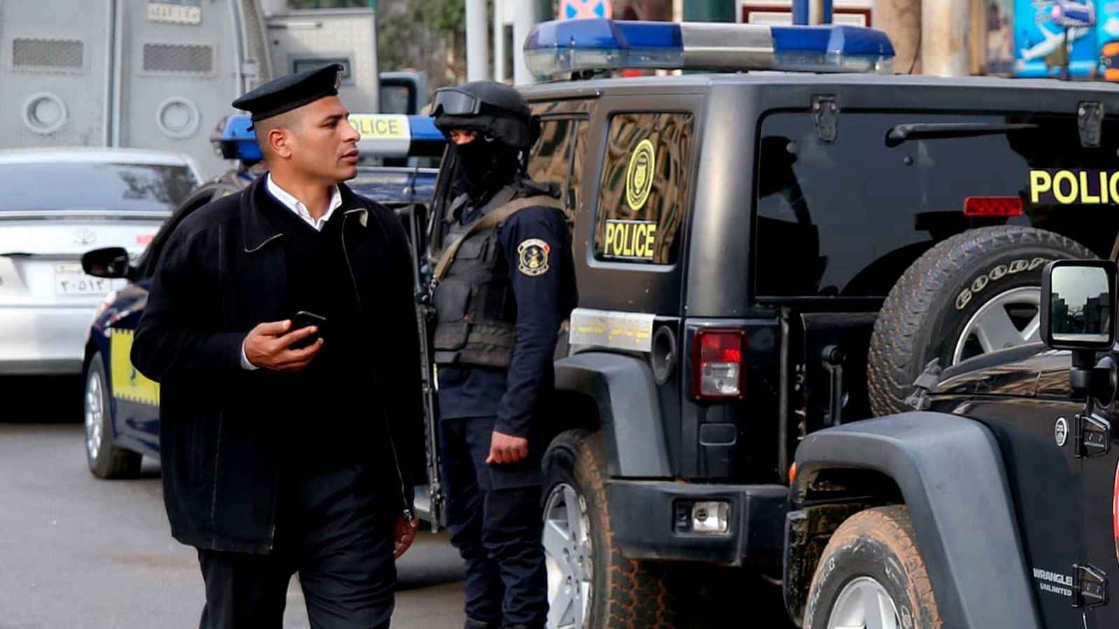 مصر : الحبس 3 سنوات لأب تسبب بابتلاع طفله مخدر الحشيش