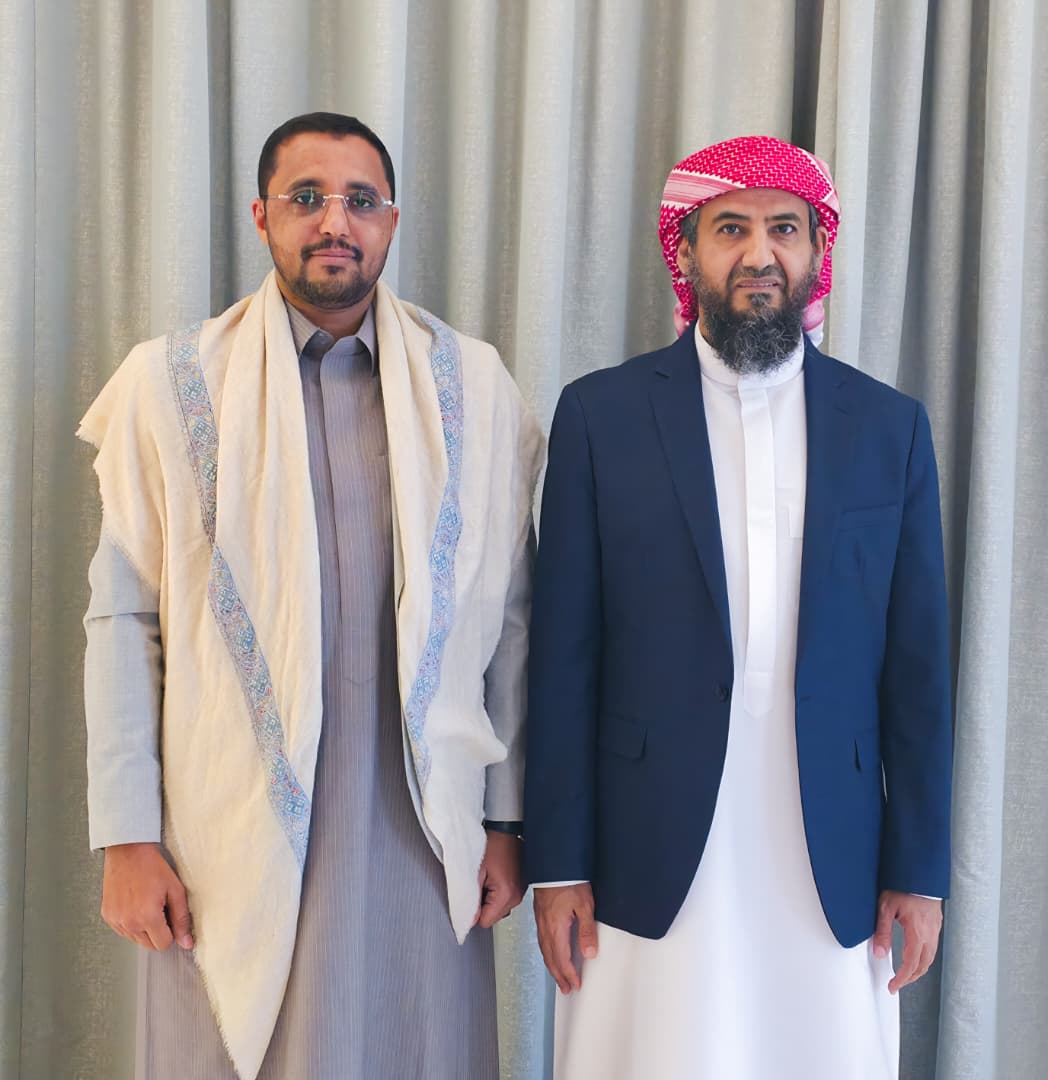المحرّمي يلتقي وزير الدولة "القديمي" ويشدد على تفعيل الحضور الحكومي في تهامة