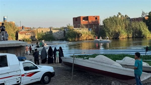 جهود مكثفة للبحث عن طفلين غرقا بمياه البحيرة المحاذية لشريط السكة الحديد بالدقهلية