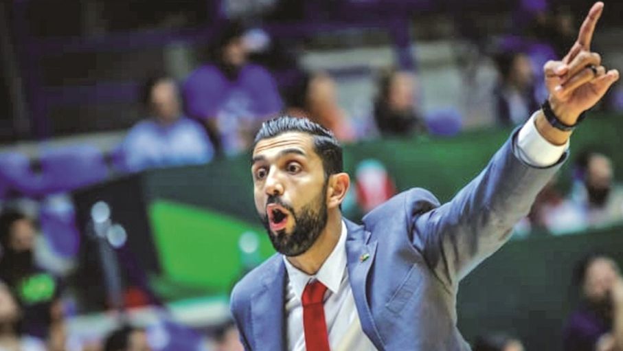 الوحدات يقدم سام دغلس مدربا لفريق السلة اليوم