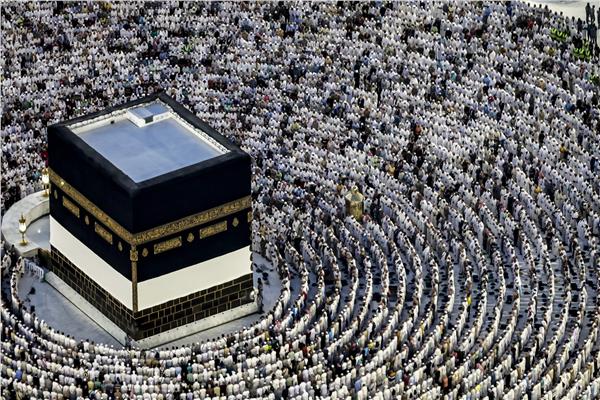 أئمة الحرمين: العيد ثمرة الطاعة ونعمة الأمن أساس الاستقرار