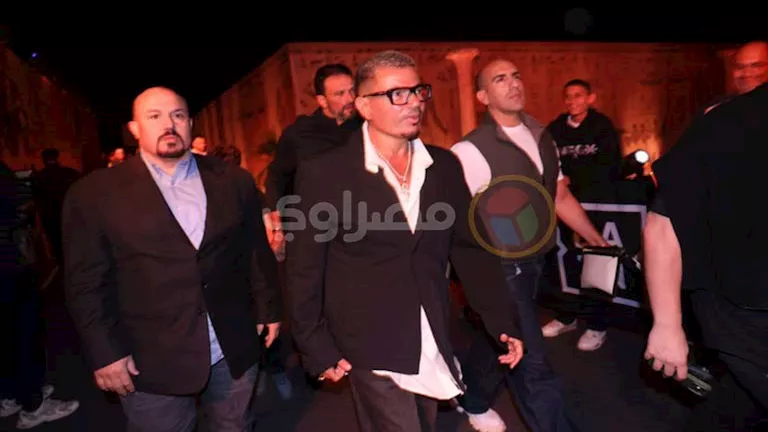 تحت سفح الأهرامات.. نجوم العالم يجتمعون في ليلة الملاكمة الأسطورية