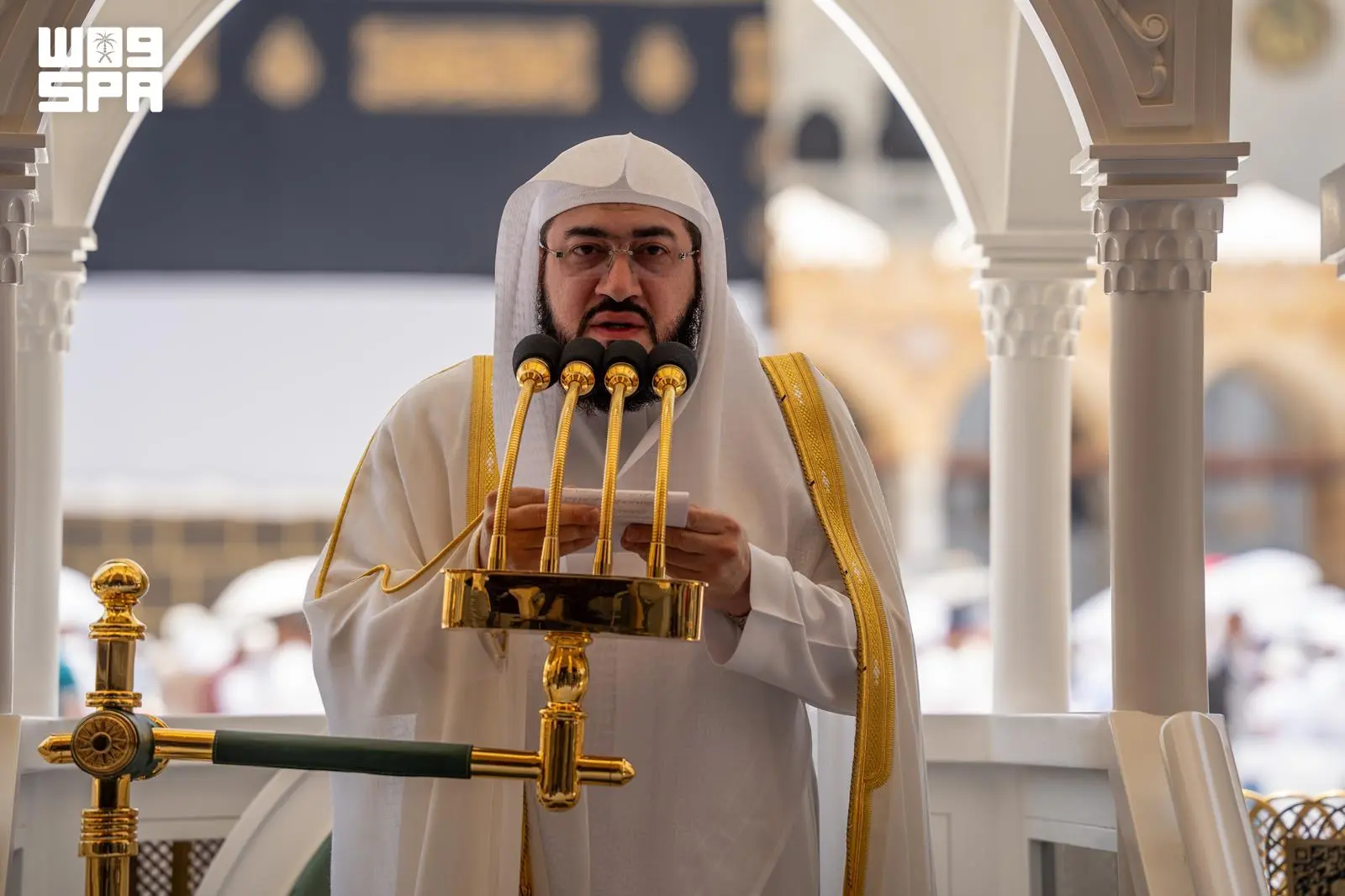 الشيخ بندر بليلة في خطبة الجمعة: العبادة رحلة عمر لا تنقضي إلا بانقضاء الأجل