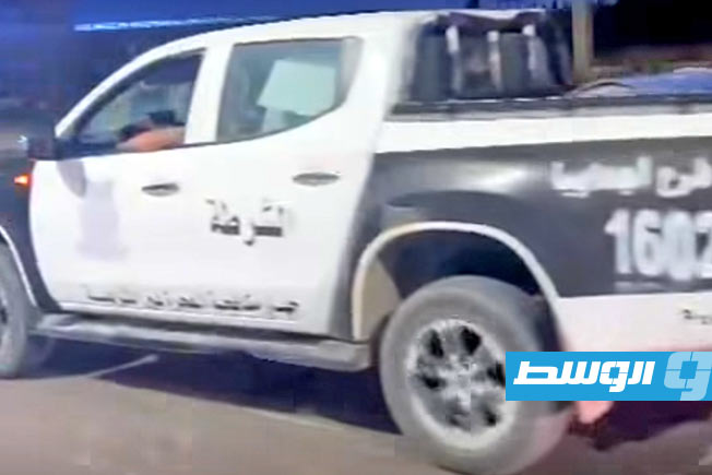 ضبط قارب يُستخدم في تهريب المهاجرين بأجدابيا
