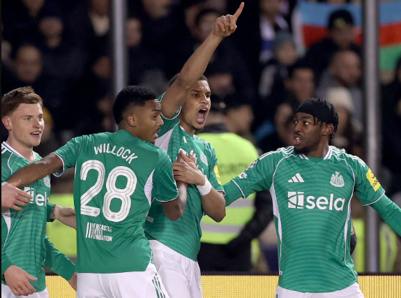 نيوكاسل يضع قدما في ثمن نهائي دوري أبطال أوروبا
