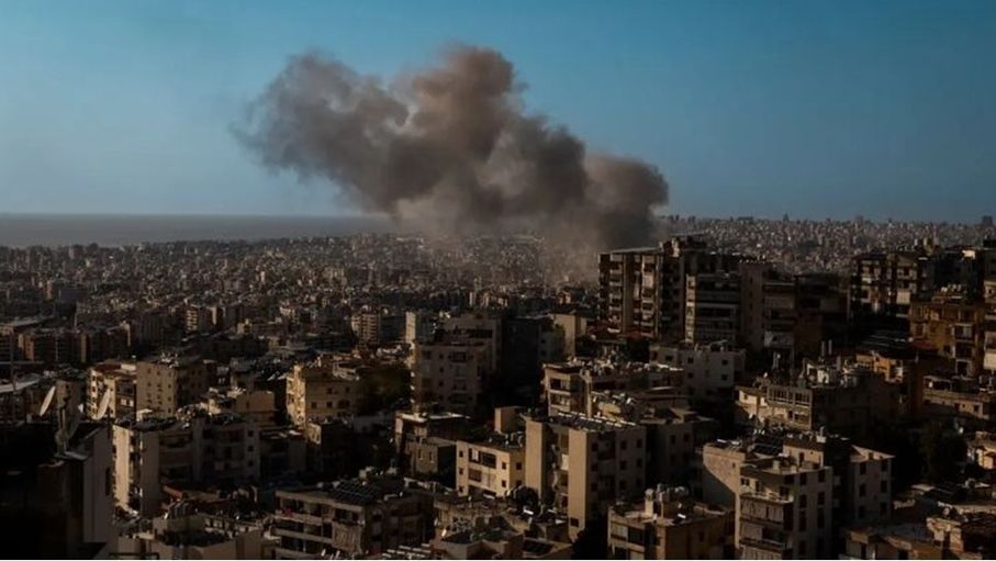 12 شهيدا في غارتين إسرائيليتين على بيروت