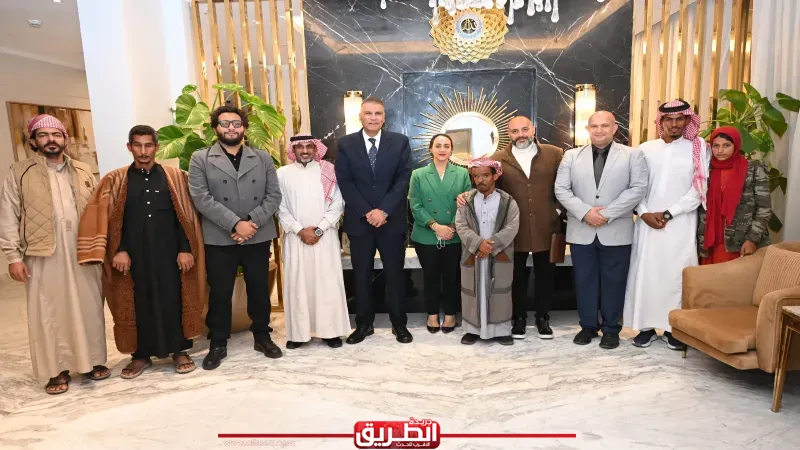 محافظ جنوب سيناء يبحث مع صُنّاع فيلم «خريزة على الخريطة» مطالب أهالي القرية بمحمية نبق