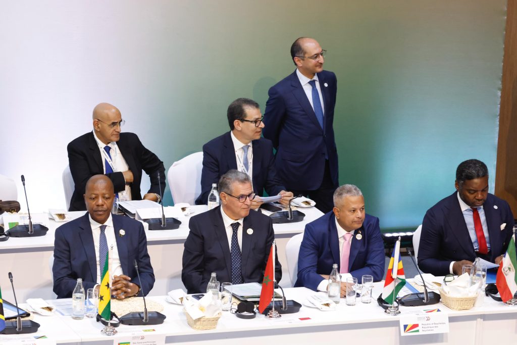 أخنوش في منتدى “إفريقيا إلى الأمام”: الصناعة إحدى ركائز التحول الاقتصادي بالمغرب تحت قيادة جلالة الملك