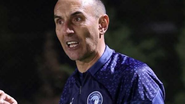 «برسالة عبر واتساب».. يورتشيتش يودع لاعبي بيراميدز ويقترب من الرحيل الرسمي