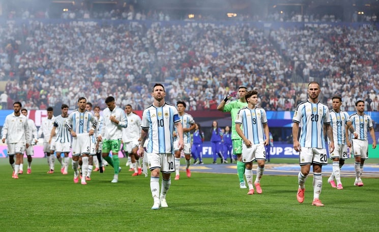 قمتان ناريتان في ربع النهائي.. الأرجنتين تواجه سويسرا وإنكلترا تصطدم بالنرويج