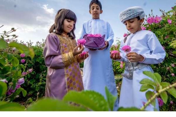 اليوم.. تدشين موسم ربيع الورد 2026 بولاية الجبل الأخضر