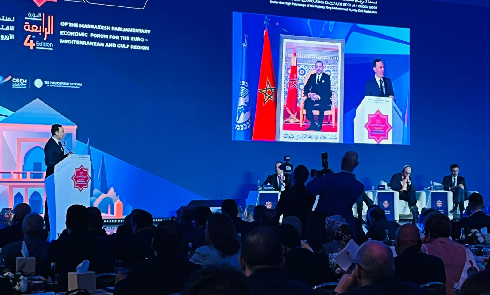 السكوري يحذر من ابتلاع الذكاء الاصطناعي لوظائف الخريجين ويدعو البرلمانات لـ”شجاعة تشريعية”