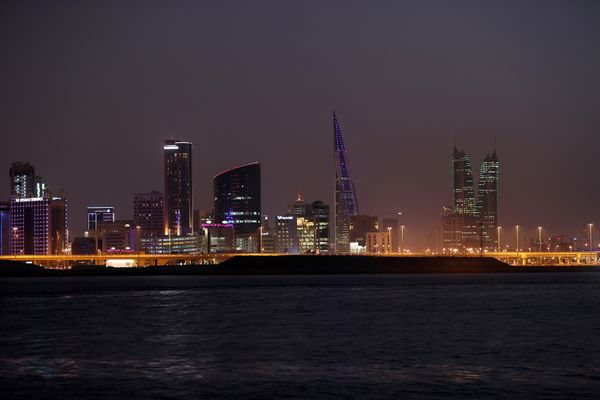 البحرين تعلق دخول رعايا 3 دول أفريقية بسبب إيبولا